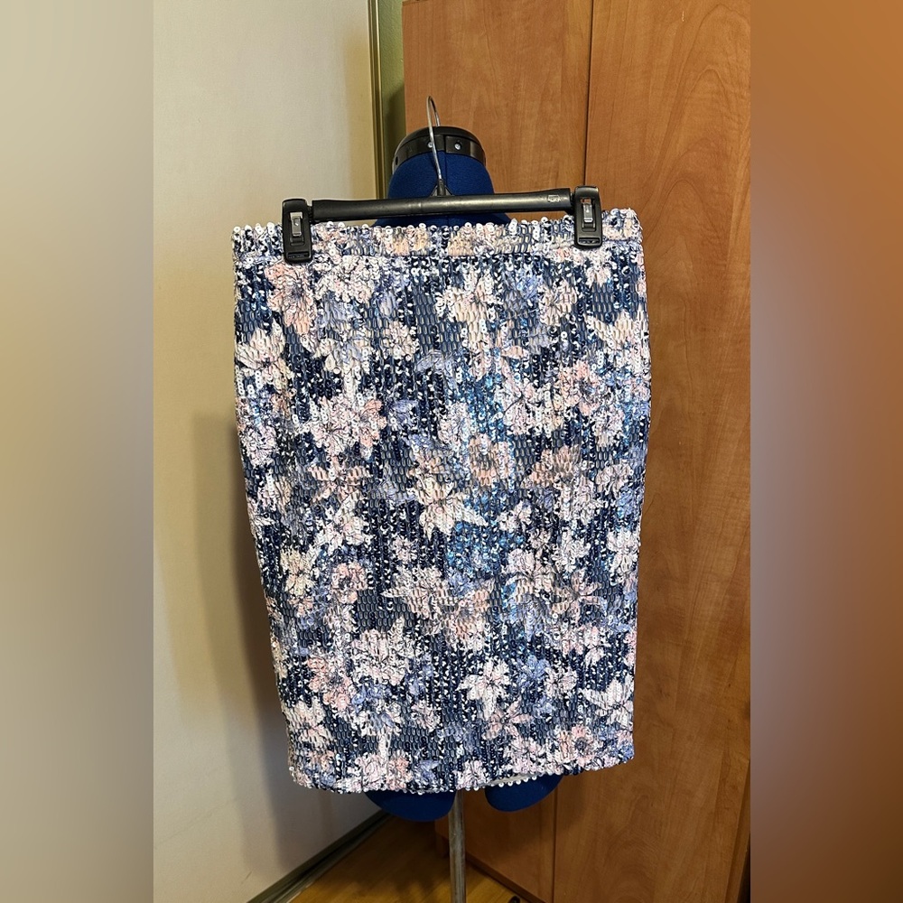 NWOT Endless Rose Floral Sequin Skirt